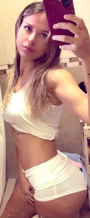 Full leaked Isabella sochas private onlyfans photo