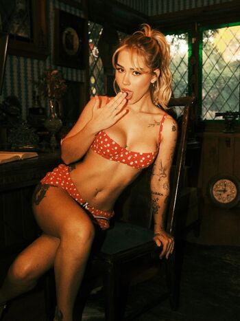 Full leaked Isabella urbzz  page private onlyfans photo