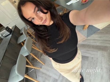 Full leaked Isabelle smith private onlyfans photo