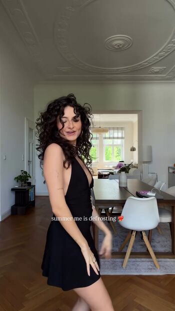 Full leaked Ischtar isik page private onlyfans photo
