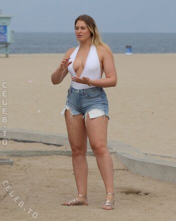 Full leaked Iskra lawrence page private onlyfans photo