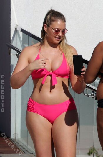 Full leaked Iskra lawrence page private onlyfans photo