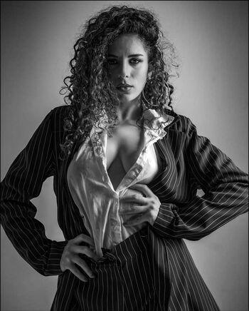 Full leaked Italian girls private onlyfans photo