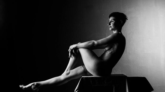 Full leaked Italian girls page private onlyfans photo