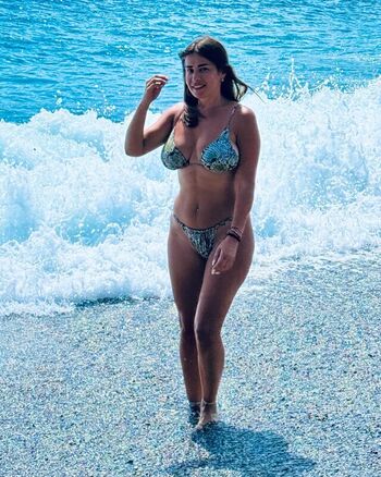 Full leaked Italian girls private onlyfans photo