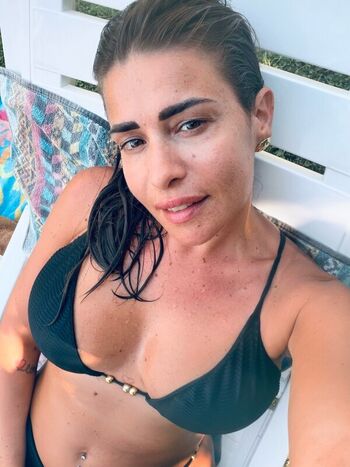 Full leaked Italian girls private onlyfans photo