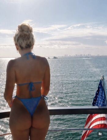 Full leaked Itsaddixo private onlyfans photo