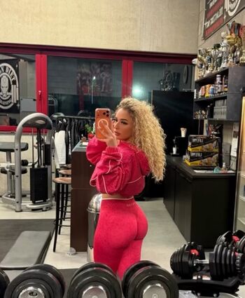 Full leaked Itsangelaa private onlyfans photo