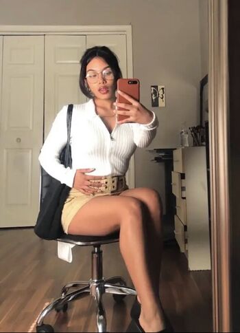 Full leaked Itsauraaaa private onlyfans photo