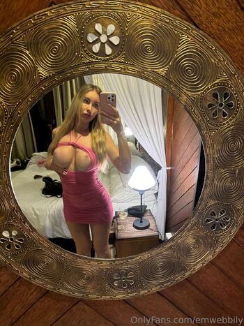 Full leaked Itsemilywebb private onlyfans photo