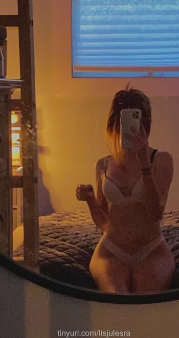 Full leaked Itsjulesra page private onlyfans photo