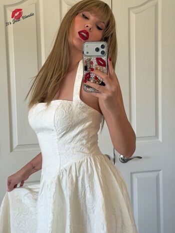 Full leaked Itsjustblondie private onlyfans photo
