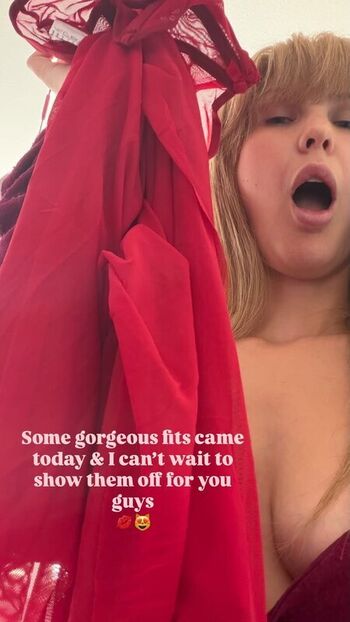Full leaked Itsjustblondie page private onlyfans photo