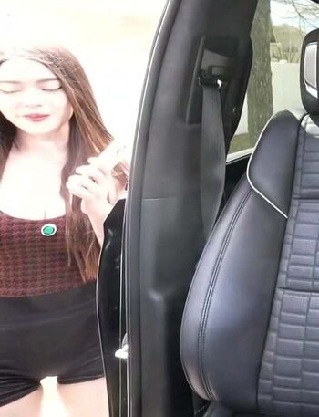 Full leaked Itskatchii  page private onlyfans photo