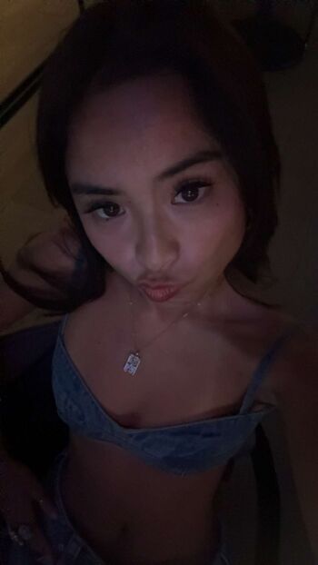Full leaked Itslaaurr private onlyfans photo