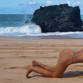 Full leaked Itslucyluxxe private onlyfans photo