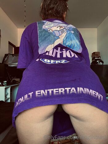 Full leaked Itsmemogli private onlyfans photo