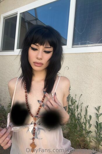 Full leaked Itspaigeparis private onlyfans photo