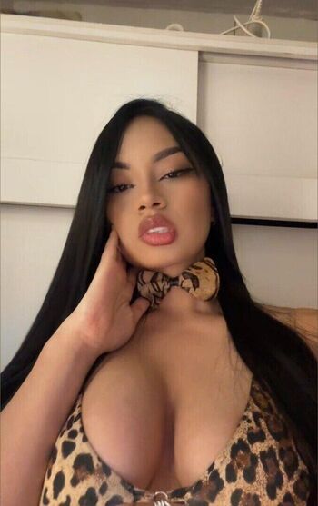 Full leaked Itspaulaax private onlyfans photo