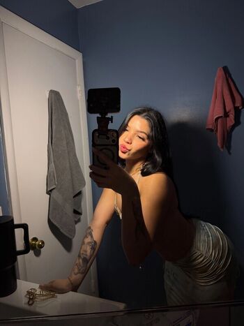 Full leaked Itssmaribaby private onlyfans photo