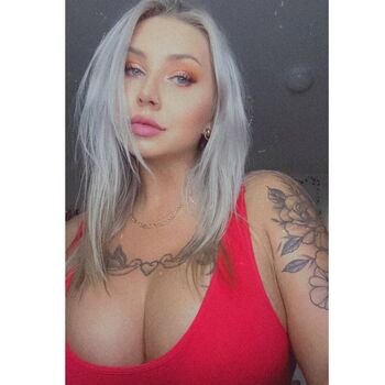 Full leaked Itssstaraaa private onlyfans photo