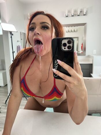 Full leaked Itszoeyfoxxsfault private onlyfans photo