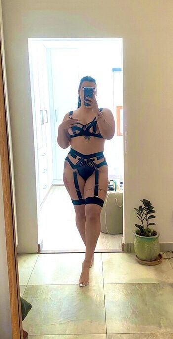 Full leaked Itz cam x private onlyfans photo