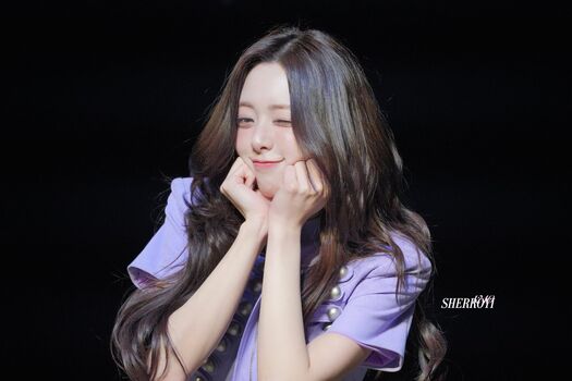 Full leaked Itzy all in us page private onlyfans photo