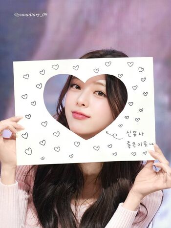 Full leaked Itzy all in us page private onlyfans photo