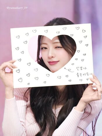 Full leaked Itzy all in us page private onlyfans photo