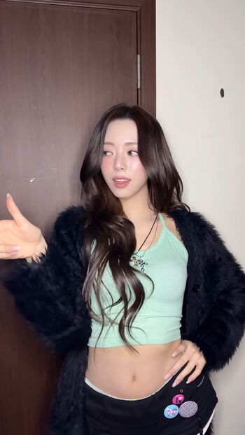 Full leaked Itzy all in us page private onlyfans photo