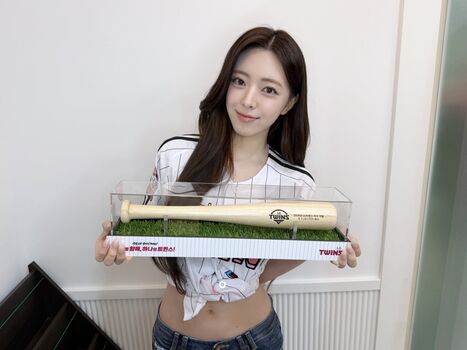 Full leaked Itzy all in us page private onlyfans photo