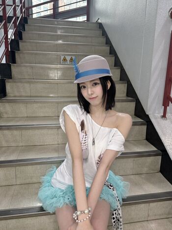 Full leaked Itzy all in us private onlyfans photo