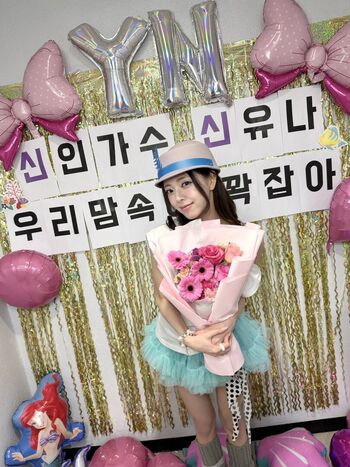 Full leaked Itzy all in us private onlyfans photo