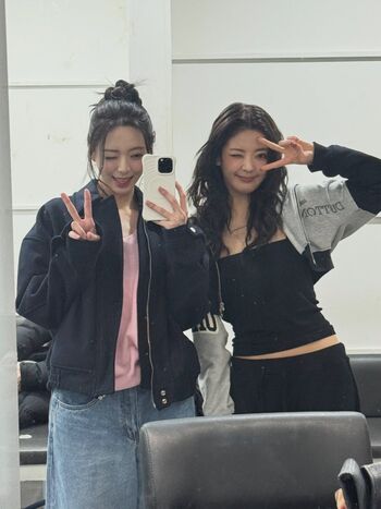 Full leaked Itzy all in us private onlyfans photo