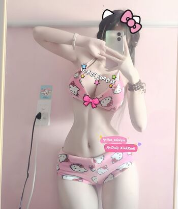 Full leaked Itzz zdalyie private onlyfans photo