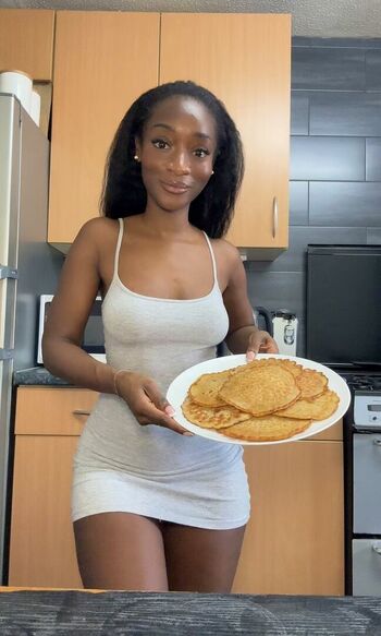 Full leaked Ivanaarae private onlyfans photo