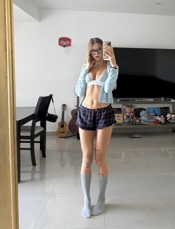 Full leaked Ivasimmetria private onlyfans photo
