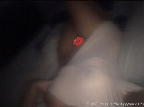Full leaked Ivoryyyyy private onlyfans photo