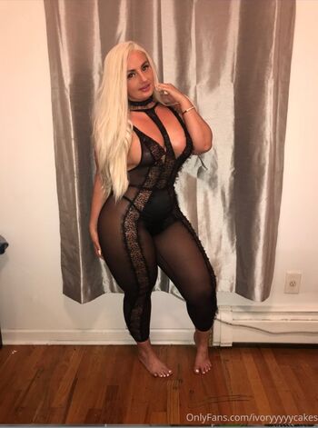 Full leaked Ivoryyyyy private onlyfans photo