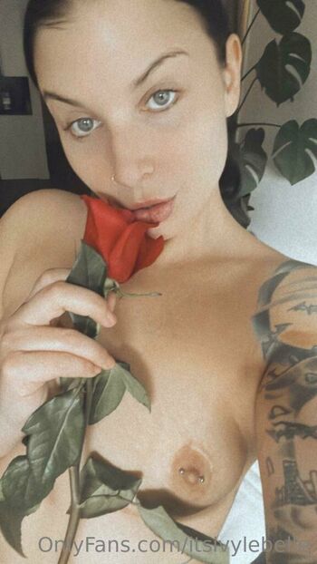 Full leaked Ivy lebelle page private onlyfans photo