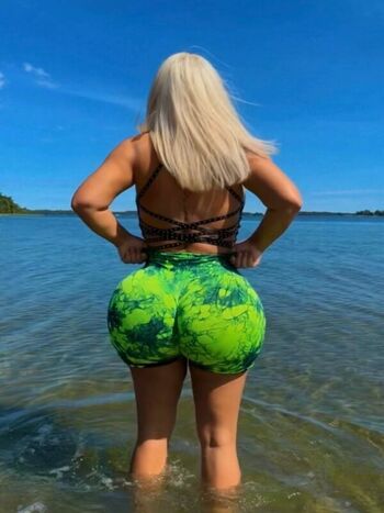 Full leaked Ivysky private onlyfans photo
