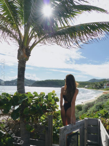 Full leaked Izabel goulart page private onlyfans photo