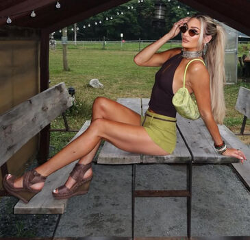 Full leaked Izzi dame private onlyfans photo