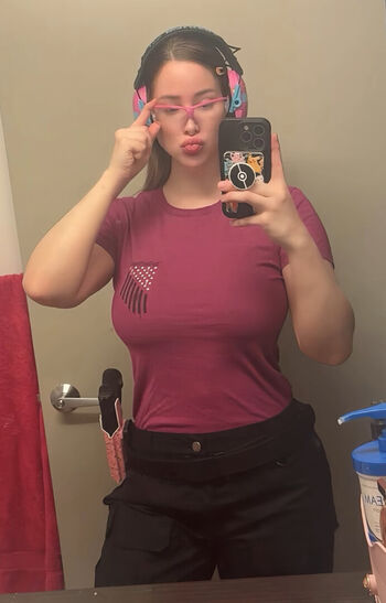 Full leaked Izzy g private onlyfans photo