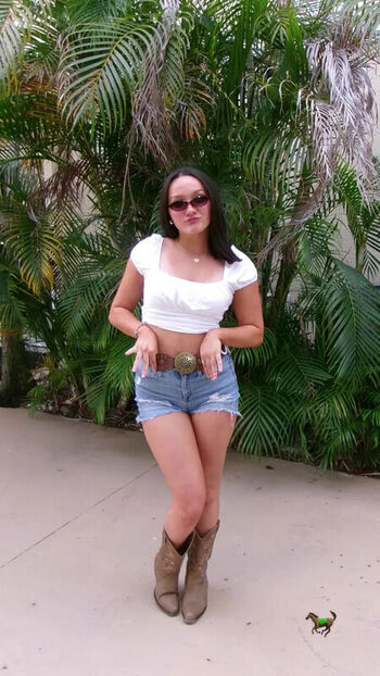 Full leaked Izzy moreno page private onlyfans photo