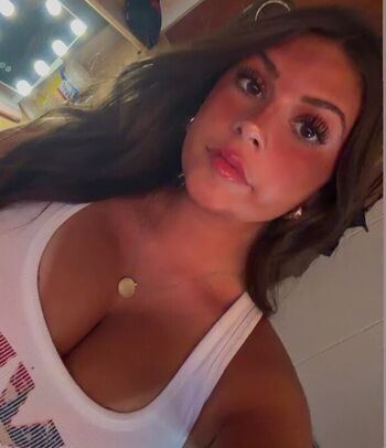 Full leaked Izzy tuchman private onlyfans photo