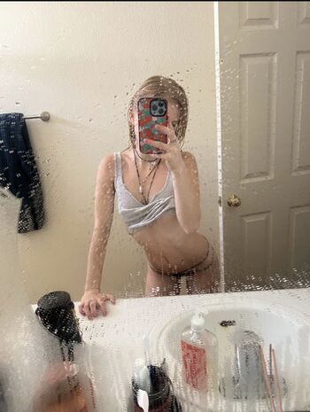 Full leaked Jacquelyn private onlyfans photo