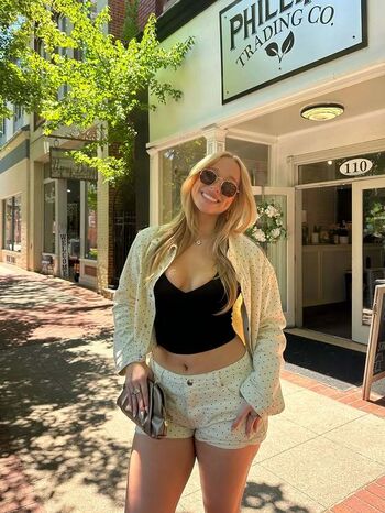 Full leaked Jade wells private onlyfans photo