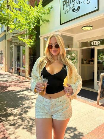 Jade Wells